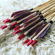 Изображение Средневековая традиционная стрела для стрельбы из лука для изогнутого длинного лука, охотничий лук для стрельбы из лука с коричневым пером индейки