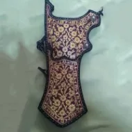 Poza cu Set de tolbă otomană ca un muzeu din Stockholm, cu motive tradiționale, tir cu arcul otoman, tolbă din piele, centură de cavaler Tirkes