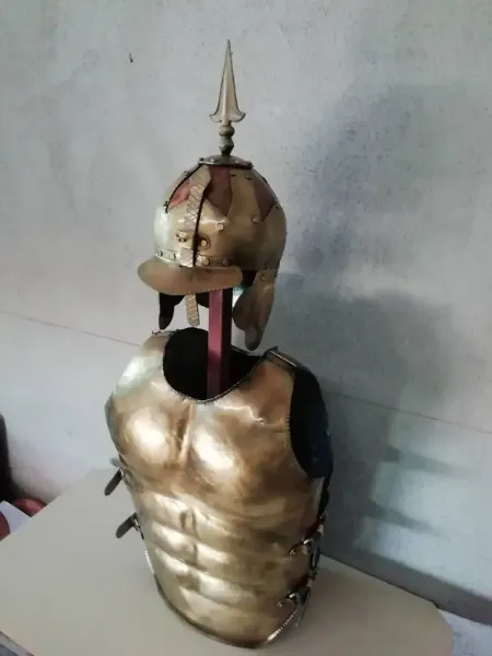 Bild von Spartanisch-römisches Muskelpanzer-Kostüm aus Stahl für Cosplay und Ausstellung