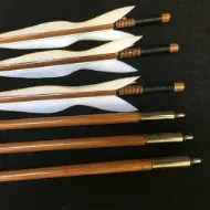 Picture of Lord Of The Rings Legolas Arrow Bamboo Wooden Arrow White Feather for Archery