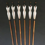 Picture of Lord Of The Rings Legolas Arrow Bamboo Wooden Arrow White Feather for Archery