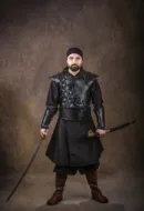 Bild von Kurulus Osman Ghazi Rüstung Kostüm Osmanische türkische Rüstung Kaftan Shirt Hose Stiefel Set Auferstehung Osman Cosplay Kostüm Rüstung