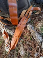 صورة حقيبة ظهر للمشي لمسافات طويلة والتخييم Bushcraft حقيبة ظهر جلدية مقاومة للماء - تصميم 1