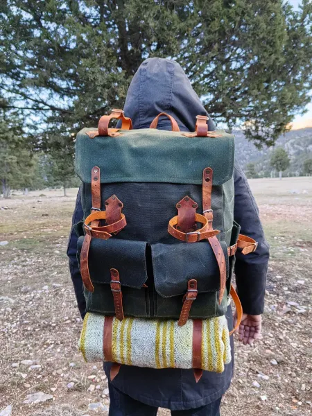 صورة حقيبة ظهر للمشي لمسافات طويلة والتخييم Bushcraft حقيبة ظهر جلدية مقاومة للماء - تصميم 3