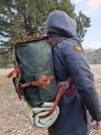 صورة حقيبة ظهر للمشي لمسافات طويلة والتخييم Bushcraft حقيبة ظهر جلدية مقاومة للماء - تصميم 3