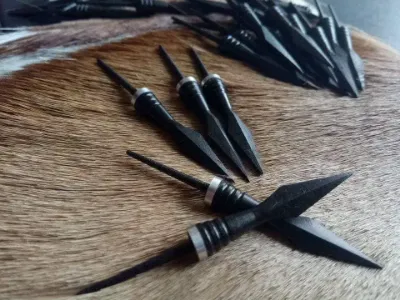 Traditional Bow Hunting Arrowheads, Broadheads and Bodkin Points